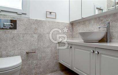 URLA KUŞÇULAR'DA SIFIR,PEYZAJLI, HAVUZLU 3+1 LÜKS VİLLA SATILIK