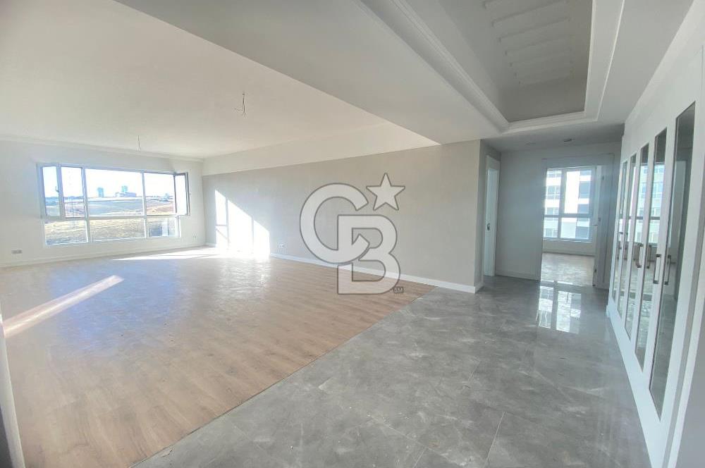 İncek Faras Panorama Sitesi'nde Manzaralı Kiralık 4+1 Daire