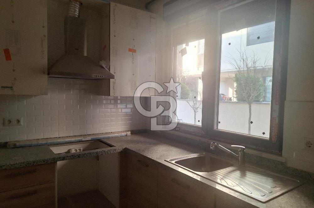 Bostancı Gösteri Merkezi Yakını Kiralık 2+1 Daire 