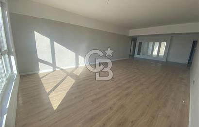 İncek Faras Panorama Sitesi'nde Manzaralı Kiralık 4+1 Daire