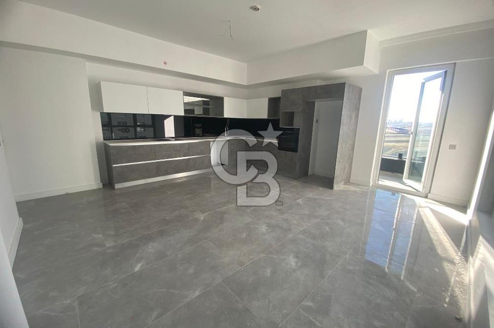 İncek Faras Panorama Sitesi'nde Manzaralı Kiralık 4+1 Daire