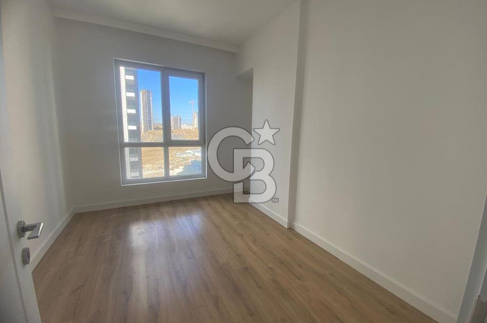 İncek Faras Panorama Sitesi'nde Manzaralı Kiralık 4+1 Daire