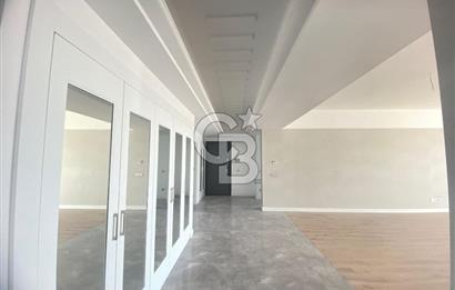 İncek Faras Panorama Sitesi'nde Manzaralı Kiralık 4+1 Daire