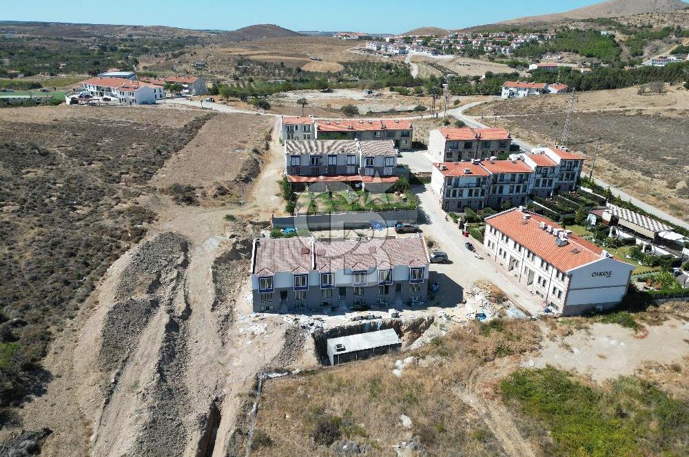 BOZCAADA'DA MÜSTAKİL BAHÇELİ 3+1 TERS DUBLEKS VİLLA FIRSATI