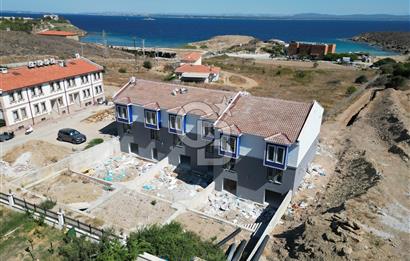 BOZCAADA'DA MÜSTAKİL BAHÇELİ 3+1 TERS DUBLEKS VİLLA FIRSATI