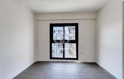 Alsancak Kahramanlar da 2+1 Satılık Ofis