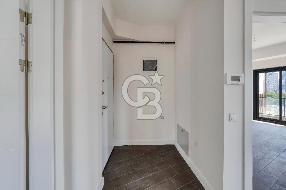 Alsancak Kahramanlar da 2+1 Satılık Ofis