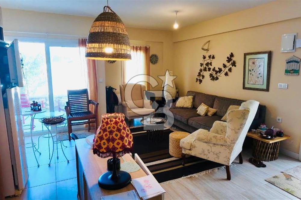 FOÇA FOTAŞ TATİL KÖYÜ BAHÇE KULLANIM ALANI GENİŞ SATILIK DAİRE