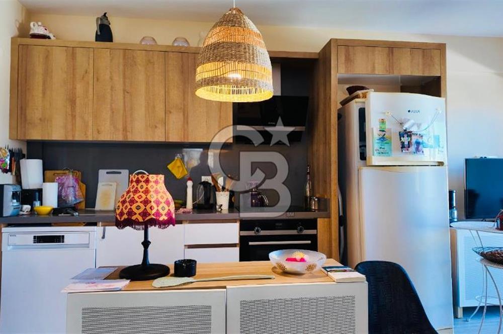 FOÇA FOTAŞ TATİL KÖYÜ BAHÇE KULLANIM ALANI GENİŞ SATILIK DAİRE