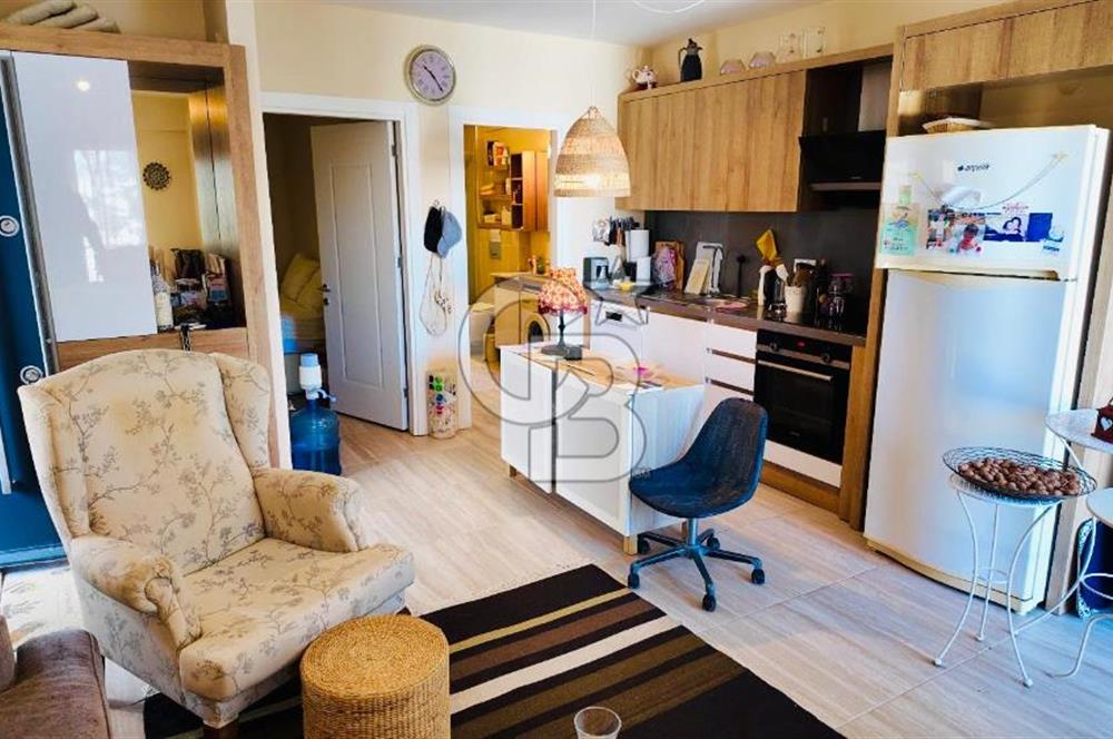 FOÇA FOTAŞ TATİL KÖYÜ BAHÇE KULLANIM ALANI GENİŞ SATILIK DAİRE