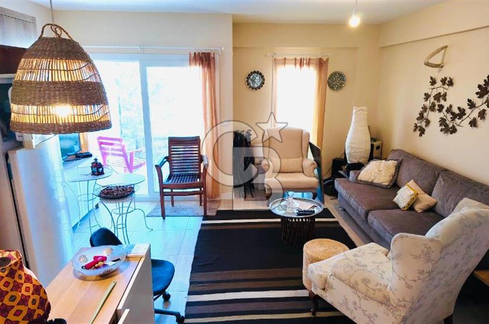 FOÇA FOTAŞ TATİL KÖYÜ BAHÇE KULLANIM ALANI GENİŞ SATILIK DAİRE