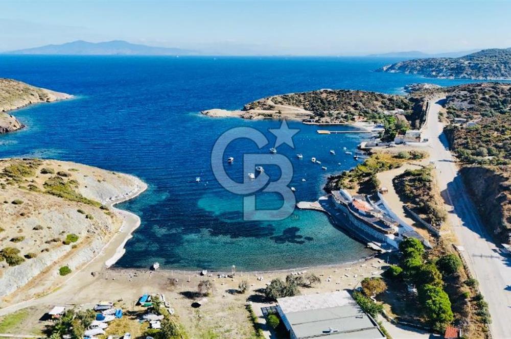 FOÇA FOTAŞ TATİL KÖYÜ BAHÇE KULLANIM ALANI GENİŞ SATILIK DAİRE