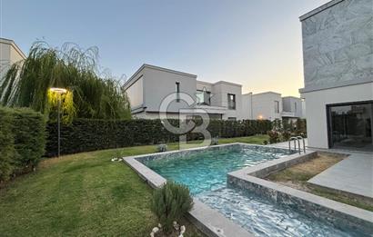 Sasalı 5+1 Müstakil Havuzlu Satılık Villa