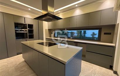 Sasalı 5+1 Müstakil Havuzlu Satılık Villa