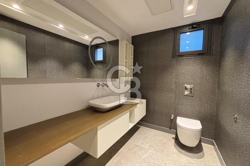 Sasalı 5+1 Müstakil Havuzlu Satılık Villa
