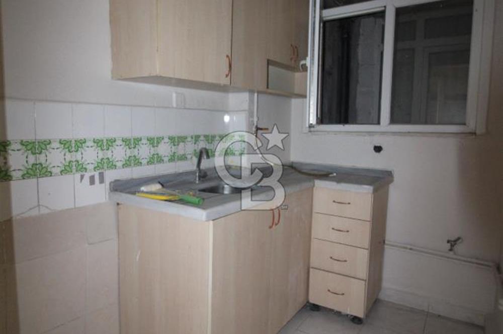 Gaziosmanpaşa Küçükköy Hürriyet Mh. Satılık Balkonlu 1+1 Daire