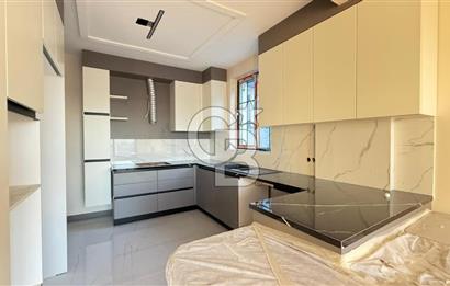 ALACAATLI'DA 5+1 PANORAMİK MANZARALI LÜKS YAPILI SATILIK VİLLA