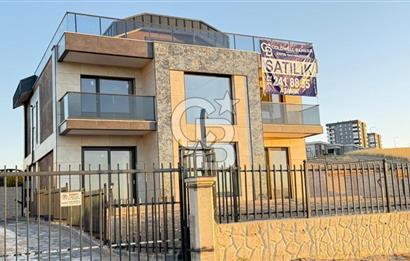 ALACAATLI'DA 5+1 PANORAMİK MANZARALI LÜKS YAPILI SATILIK VİLLA