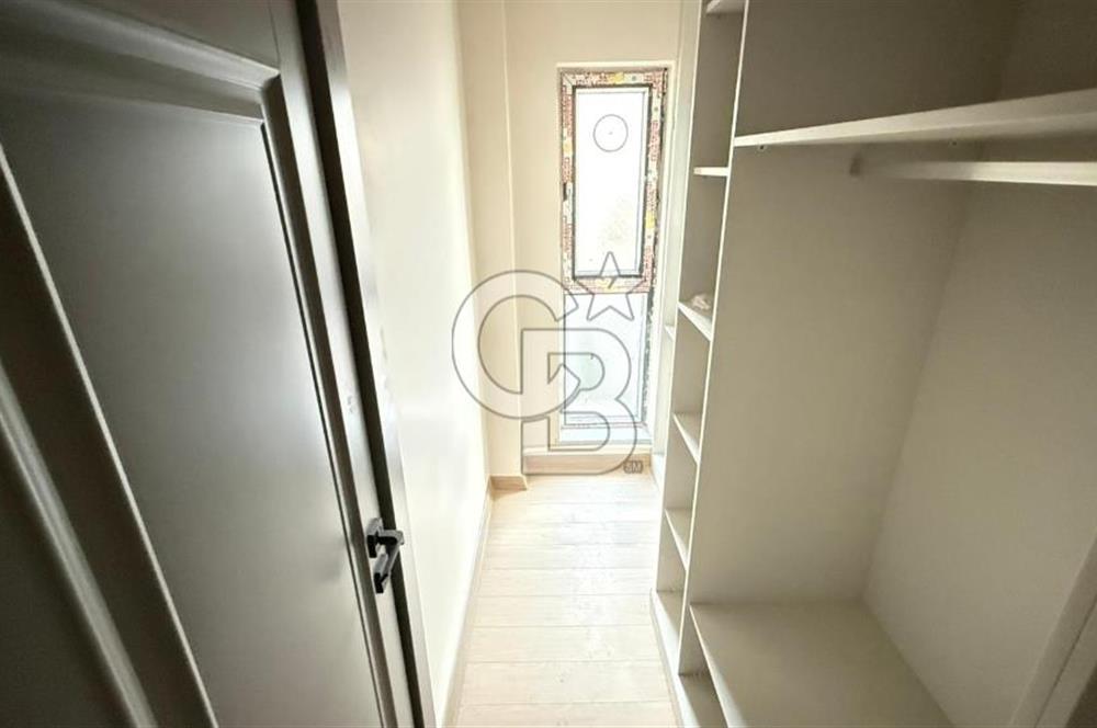 ALACAATLI'DA 5+1 PANORAMİK MANZARALI LÜKS YAPILI SATILIK VİLLA