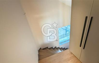 ALACAATLI'DA 5+1 PANORAMİK MANZARALI LÜKS YAPILI SATILIK VİLLA