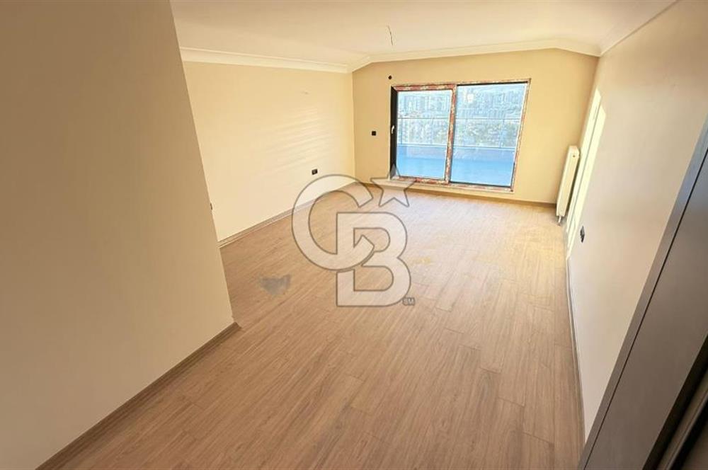 ALACAATLI'DA 5+1 PANORAMİK MANZARALI LÜKS YAPILI SATILIK VİLLA
