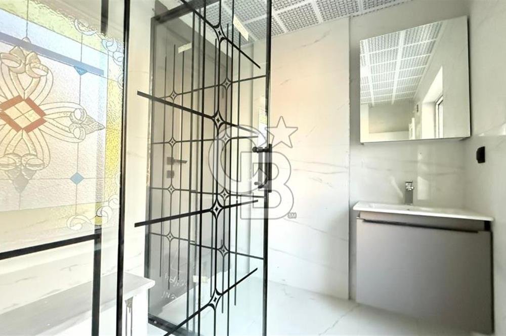 ALACAATLI'DA 5+1 PANORAMİK MANZARALI LÜKS YAPILI SATILIK VİLLA