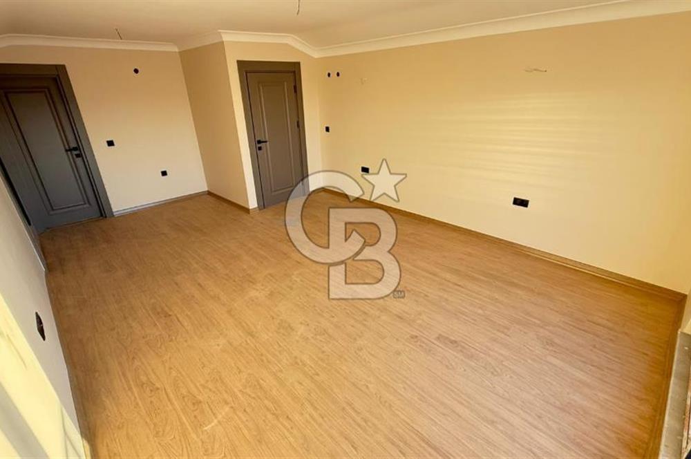 ALACAATLI'DA 5+1 PANORAMİK MANZARALI LÜKS YAPILI SATILIK VİLLA