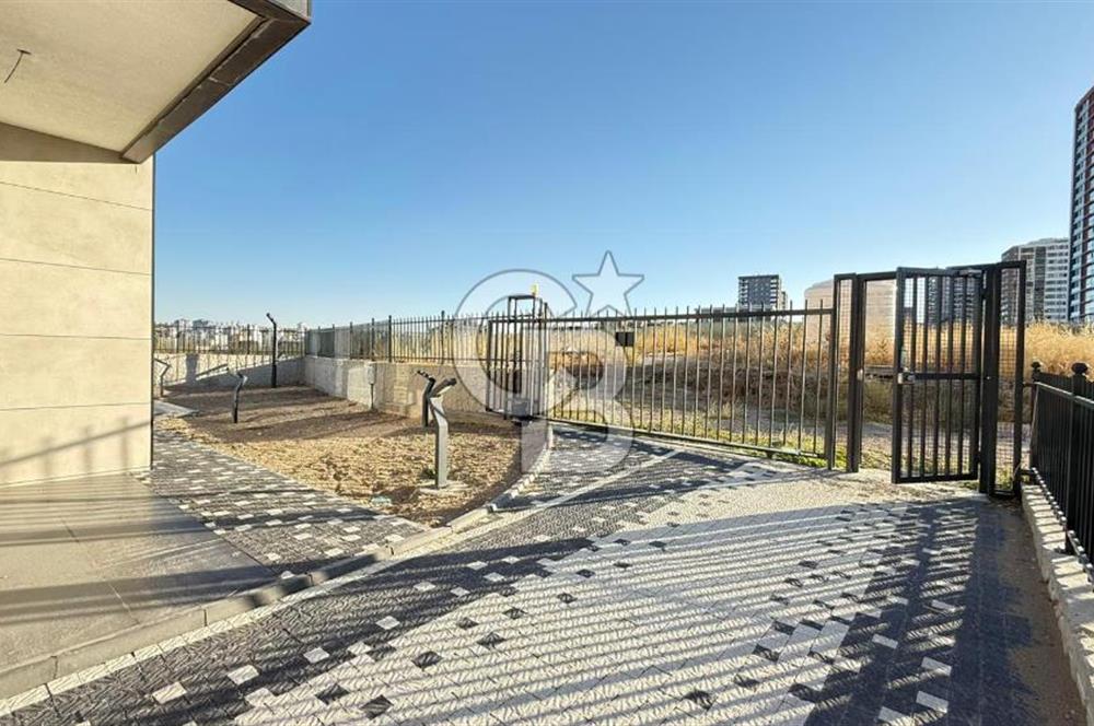 ALACAATLI'DA 5+1 PANORAMİK MANZARALI LÜKS YAPILI SATILIK VİLLA