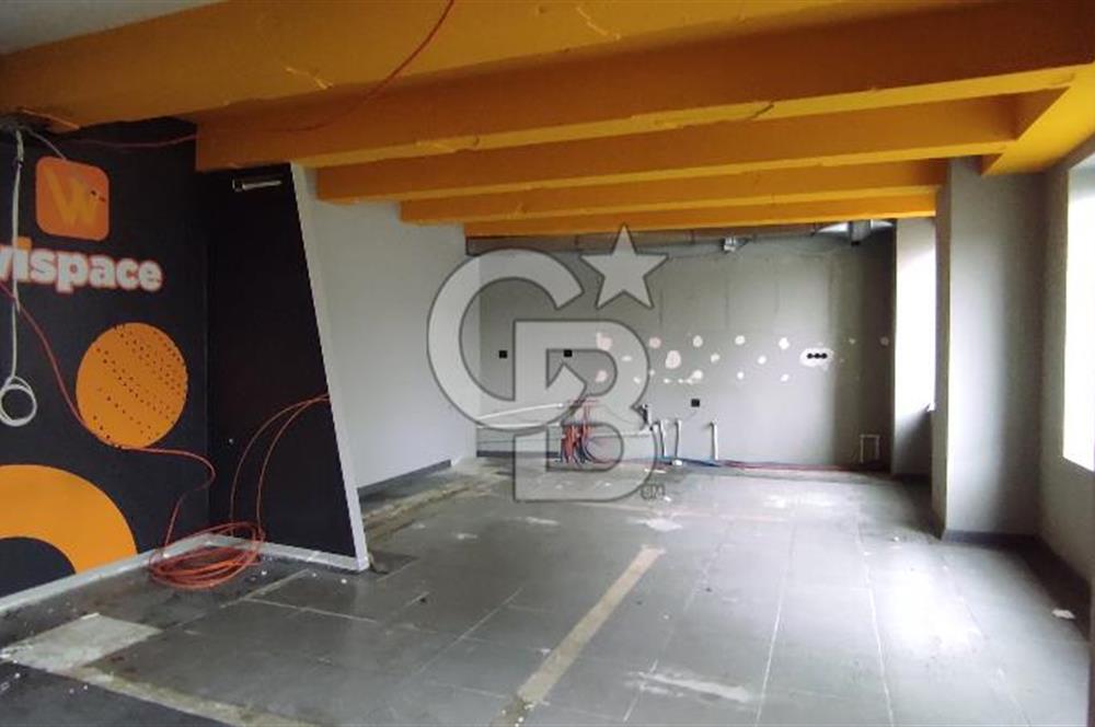 GÜMÜŞSUYU'NDA PRESTİJLİ LOKASYONDA KDV'li 236M2 KİRALIK OFİS
