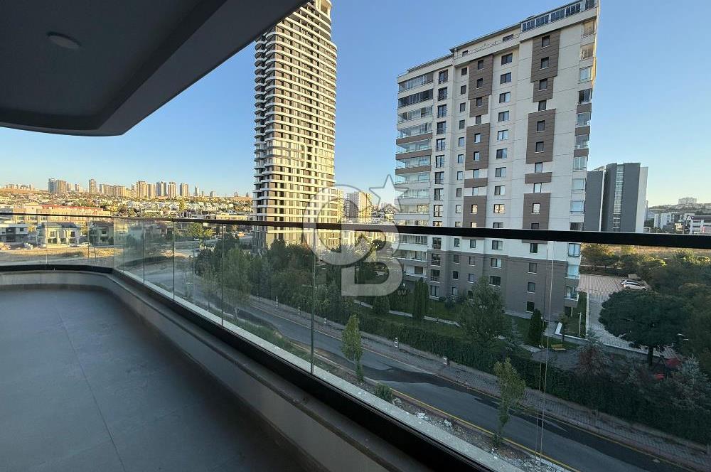 PARK CADDESİ ONYX ÇAYYOLU 2+1 KİRALIK EŞYALI BALKONLU KÖŞE DAİRE