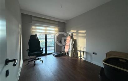 PARK CADDESİ ONYX ÇAYYOLU 2+1 KİRALIK EŞYALI BALKONLU KÖŞE DAİRE