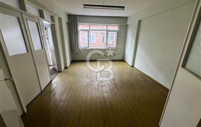 HASTANE SAPAĞINDA SATILIK 2+1 DAİRE