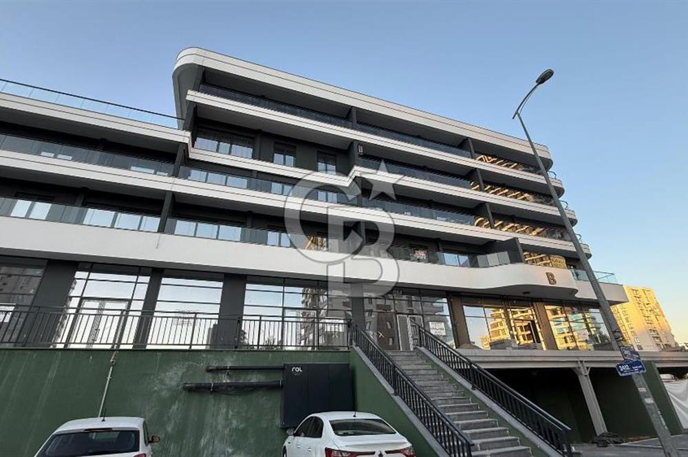 PARK CADDESİ ONYX ÇAYYOLU 2+1 KİRALIK EŞYALI BALKONLU KÖŞE DAİRE