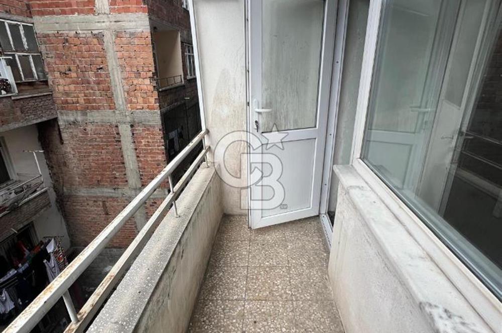 HASTANE SAPAĞINDA SATILIK 2+1 DAİRE