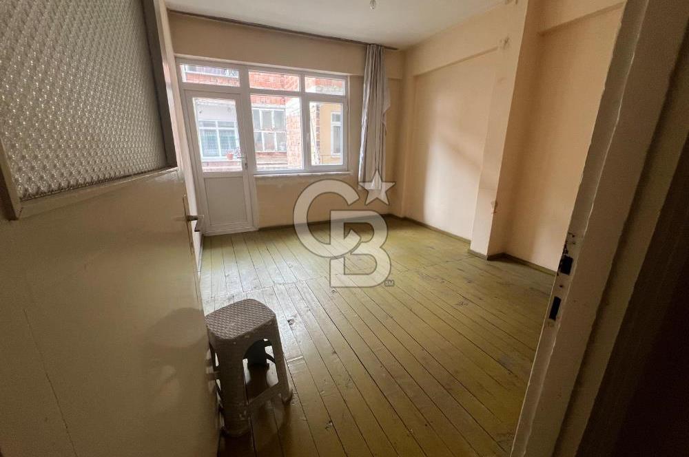 HASTANE SAPAĞINDA SATILIK 2+1 DAİRE