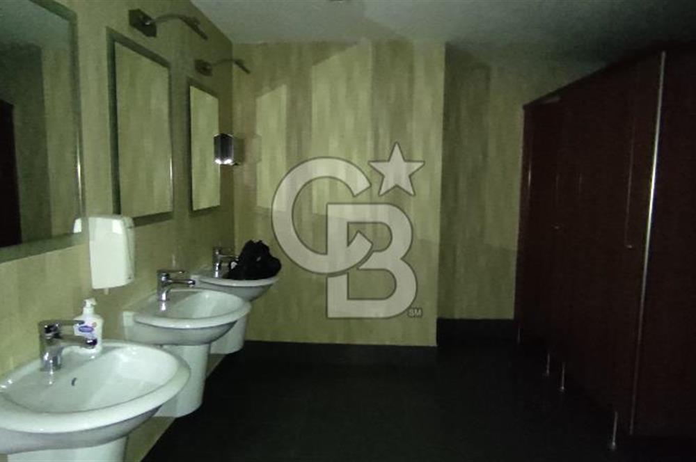 GÜMÜŞSUYU'NDA PRESTİJLİ LOKASYONDA KDV'li 236M2 KİRALIK OFİS