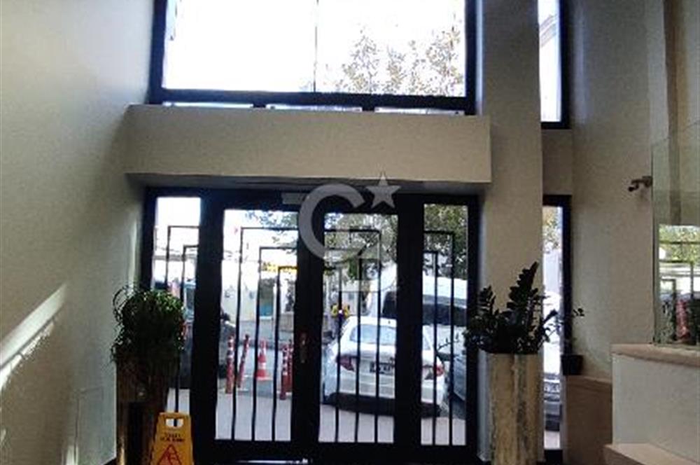 GÜMÜŞSUYU'NDA PRESTİJLİ LOKASYONDA KDV'li 236M2 KİRALIK OFİS
