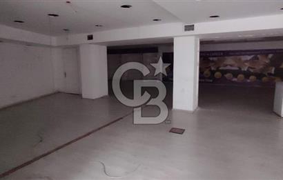 GÜMÜŞSUYU CADDE ÜZERİ PRESTİJLİ LOKASYONDA KDV' li 492 M2 KİRALIK OFİS