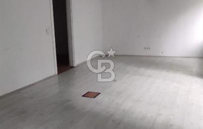 GÜMÜŞSUYU CADDE ÜZERİ PRESTİJLİ LOKASYONDA KDV' li 492 M2 KİRALIK OFİS