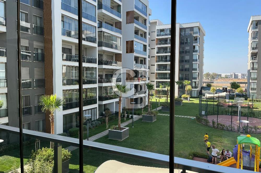 Ataşehir Modern Satılık 1+1 Eşyalı Boş Daire