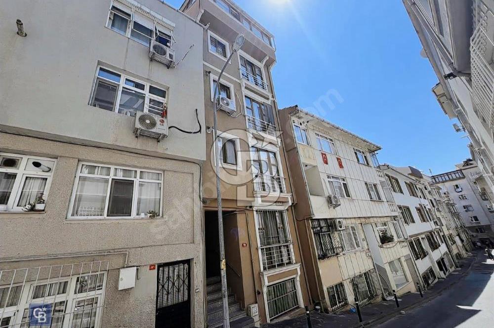 İKBALİYE BORULU MASLAK SOKAK TA TERASLI 3+1