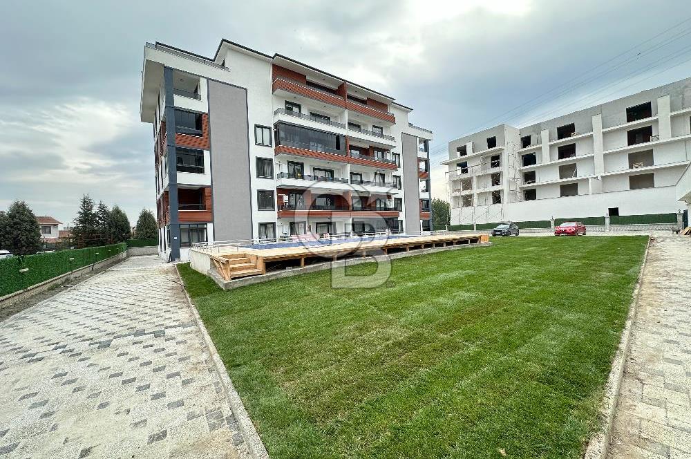 KARTEPE FSM'DE MERKEZİ KONUMDA 4+1 GENİŞ EĞİMSİZ ÇATI DUBLEKS