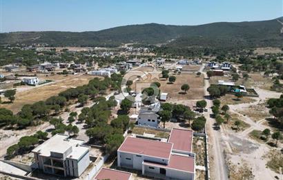 İzmir Menderes Küner'de Natamam Müstakil Ev ve 2000m2 Arsa