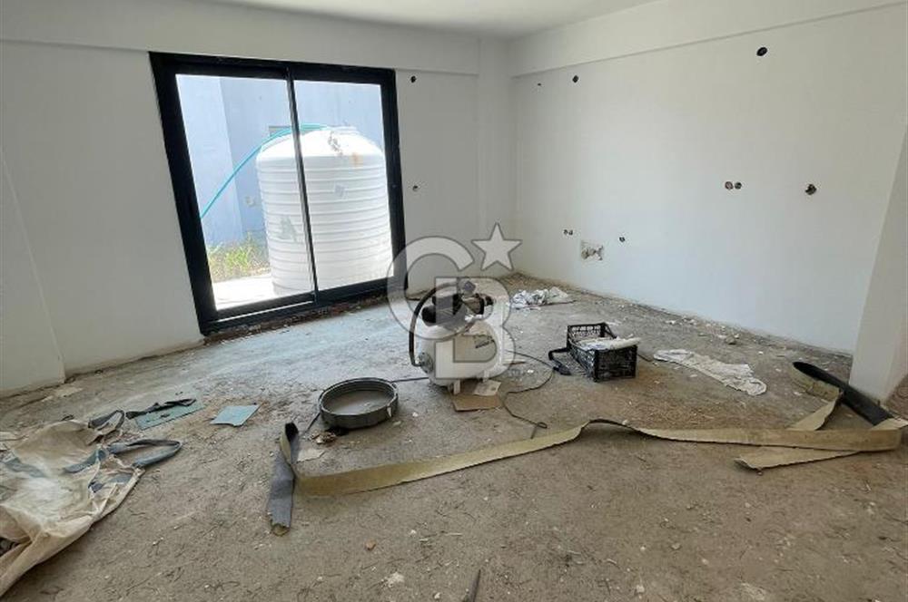 İzmir Menderes Küner'de Natamam Müstakil Ev ve 2000m2 Arsa