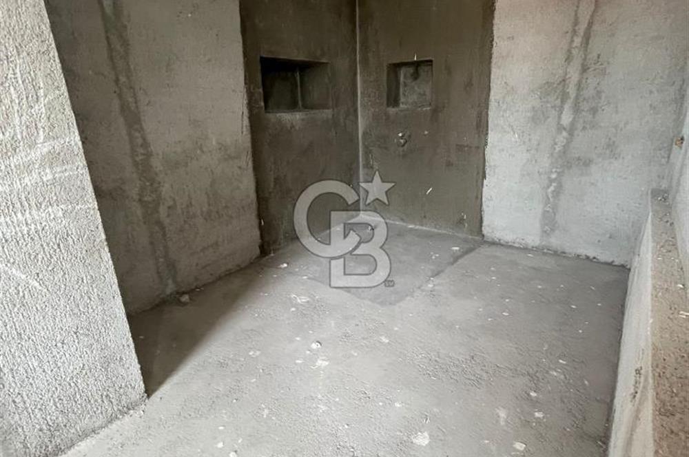 İzmir Menderes Küner'de Natamam Müstakil Ev ve 2000m2 Arsa