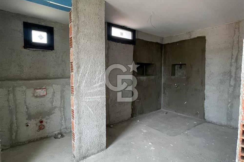 İzmir Menderes Küner'de Natamam Müstakil Ev ve 2000m2 Arsa
