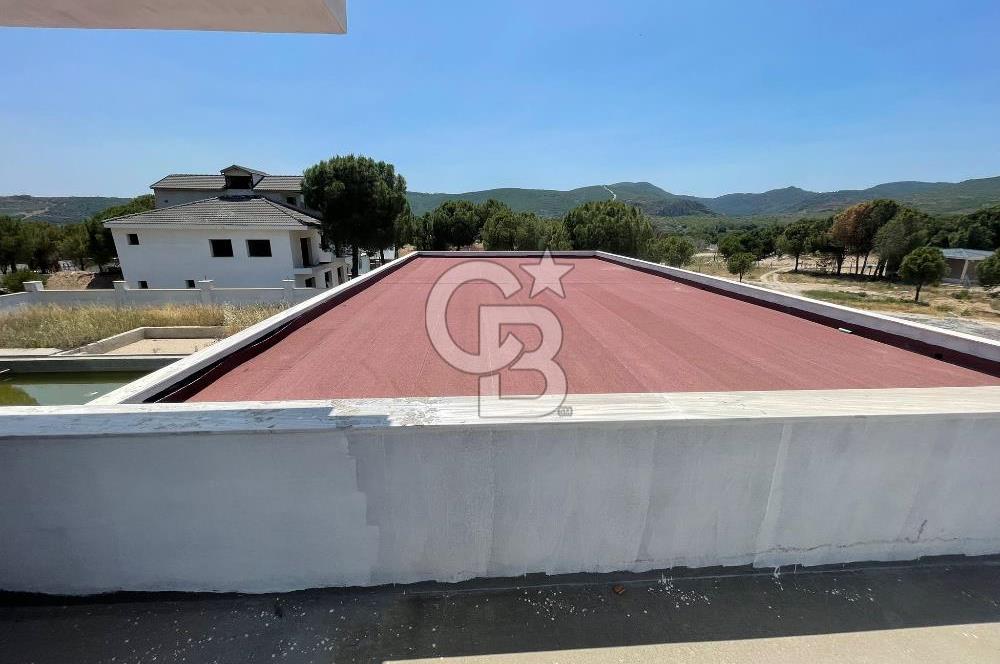 İzmir Menderes Küner'de Natamam Müstakil Ev ve 2000m2 Arsa