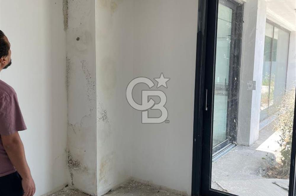 İzmir Menderes Küner'de Natamam Müstakil Ev ve 2000m2 Arsa