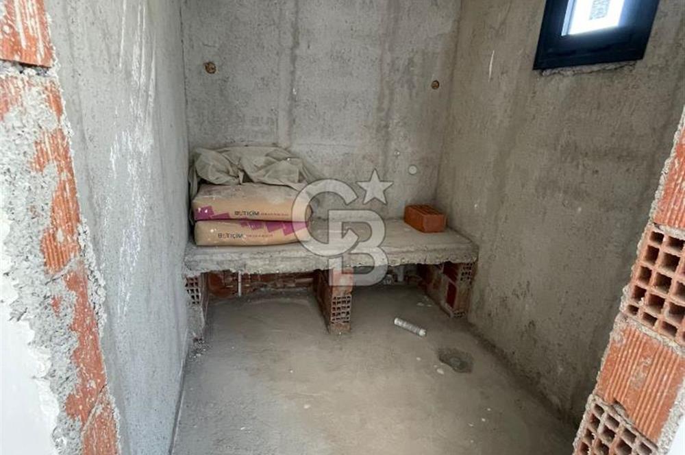 İzmir Menderes Küner'de Natamam Müstakil Ev ve 2000m2 Arsa