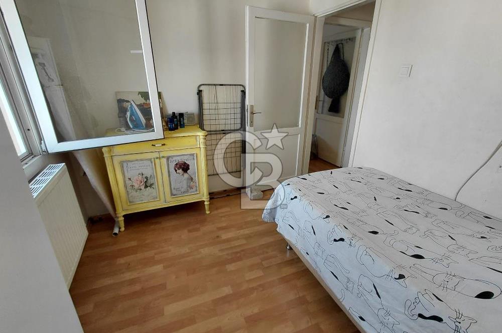 KARABAĞLAR HALK EĞİTİM MERKEZİ KARŞISI SATILIK 3+1 FERAH KÖŞE DAİRE